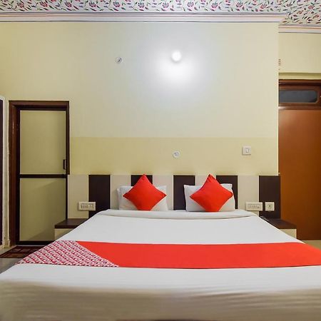 Oyo 11389 Hotel Ng Palace Jaipur Extérieur photo