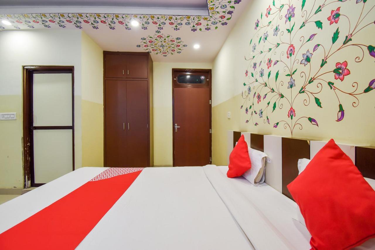 Oyo 11389 Hotel Ng Palace Jaipur Extérieur photo